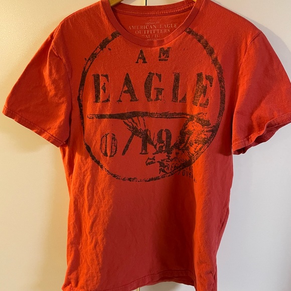 Red American Eagle tshirt. UEC. XL. - Picture 1 of 3